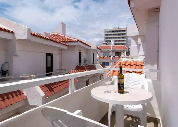 Floritas 19 - Two Bed Daire *