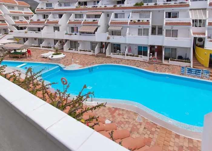 Floritas 19 - Two Bed Apartment *