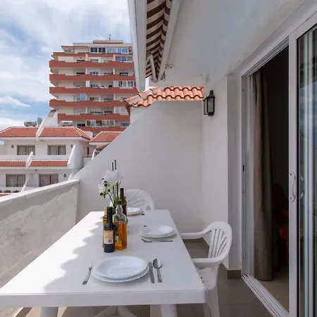 Floritas 19 - Two Bed * Playa de las Americas (Tenerife)