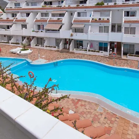Floritas 19 - Two Bed Apartment *